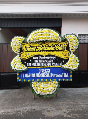 Papan Bunga Duka di Padang